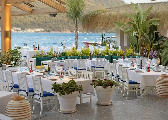 Titanic Luxury Collection Bodrum 5*