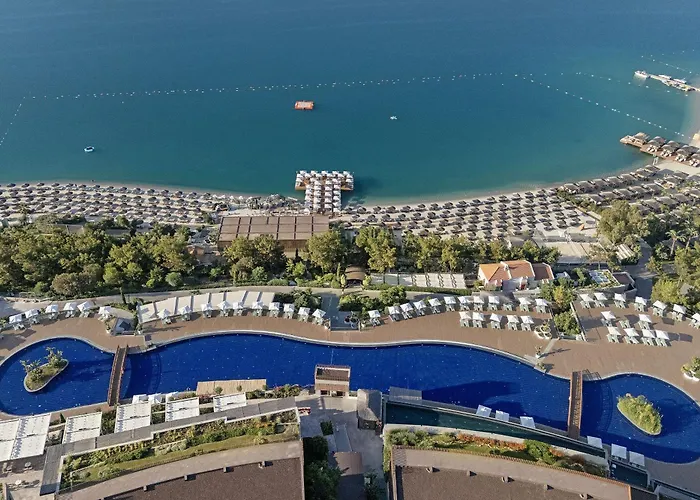 Titanic Luxury Collection Bodrum 5*