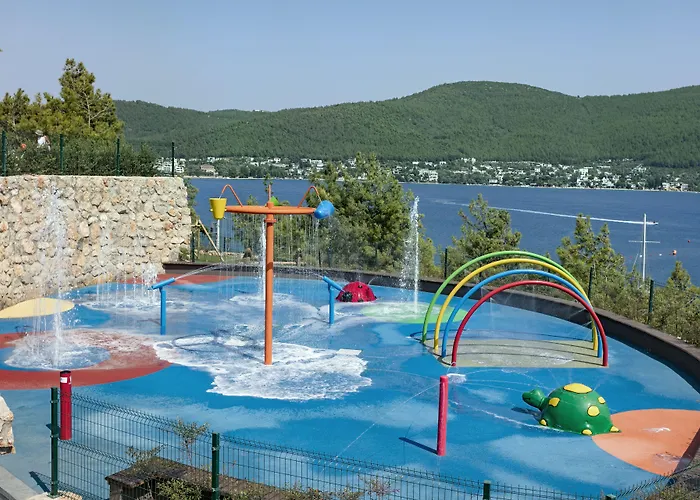 Resort Titanic Luxury Collection Bodrum Guvercinlik (Bodrum)