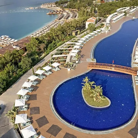 리조트 타이타닉 디럭스 보드룸 Guvercinlik (Bodrum)