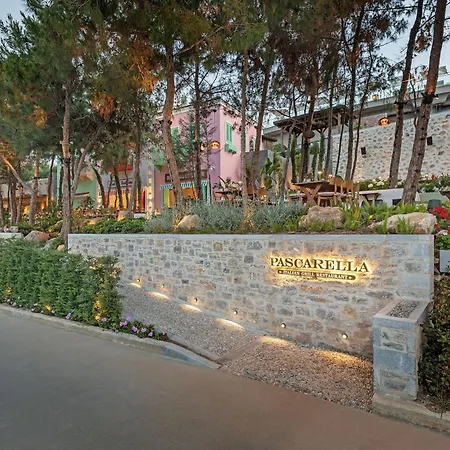 리조트 타이타닉 디럭스 보드룸 Guvercinlik (Bodrum)