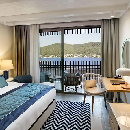 Курортный комплекс Titanic Luxury Collection Bodrum