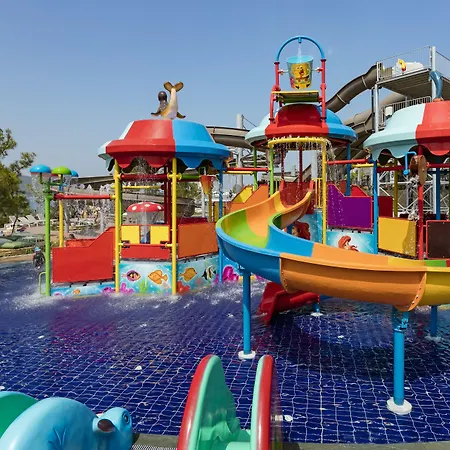 Üdülőközpont Titanic Luxury Collection Bodrum 5*