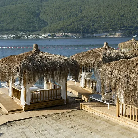 Titanic Luxury Collection Bodrum