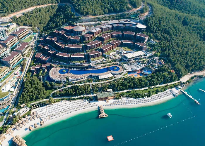 Курортный комплекс Titanic Luxury Collection Bodrum 5*