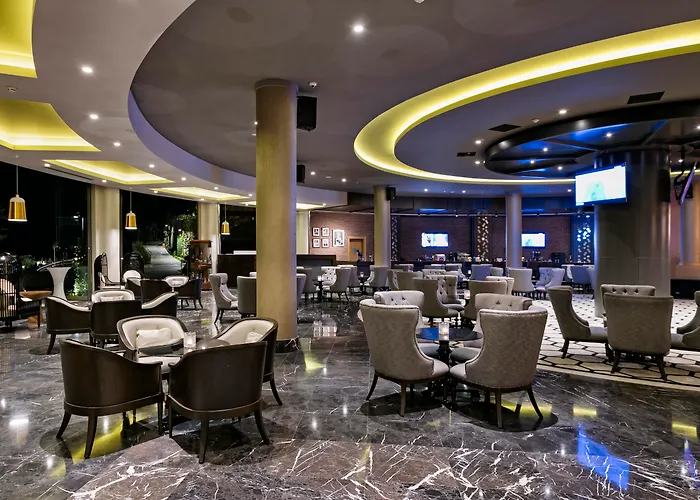 Курортный комплекс Titanic Luxury Collection Bodrum 5*