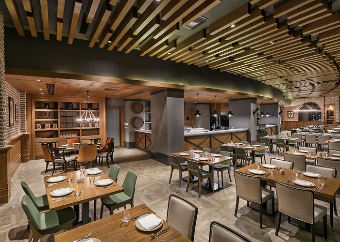 Titanic Luxury Collection Bodrum Гюверджинлик